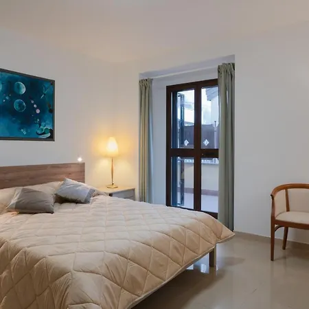 Historic Center Modern With Terraces Apartament Katania